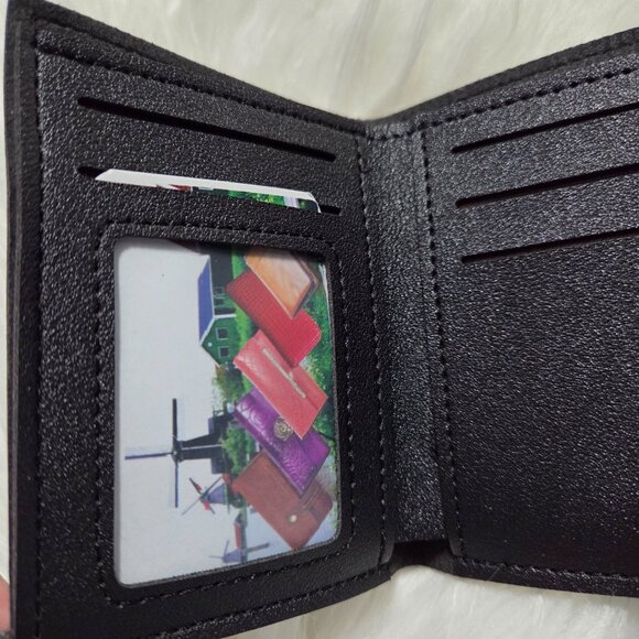 Hello Kitty Trifold Wallet - Picture 7 of 7